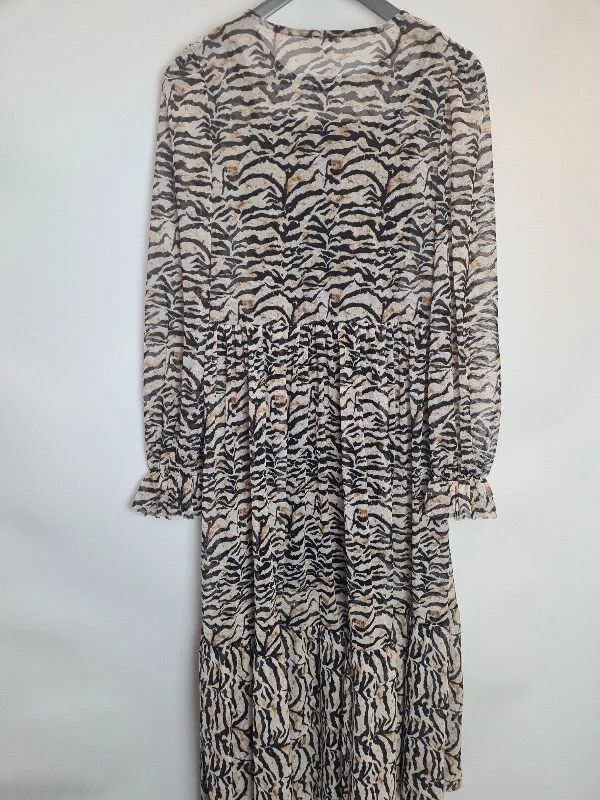 River Island Beige Animal Print Tiered Midi Dress Size 8 **** V469