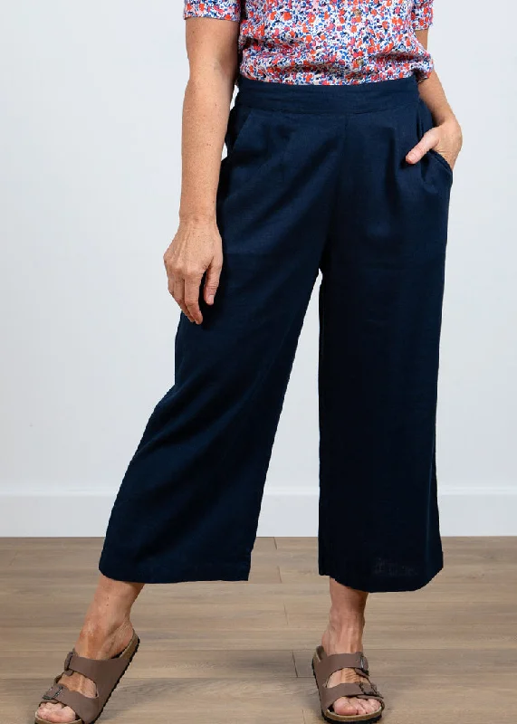 Drift Trousers in Navy