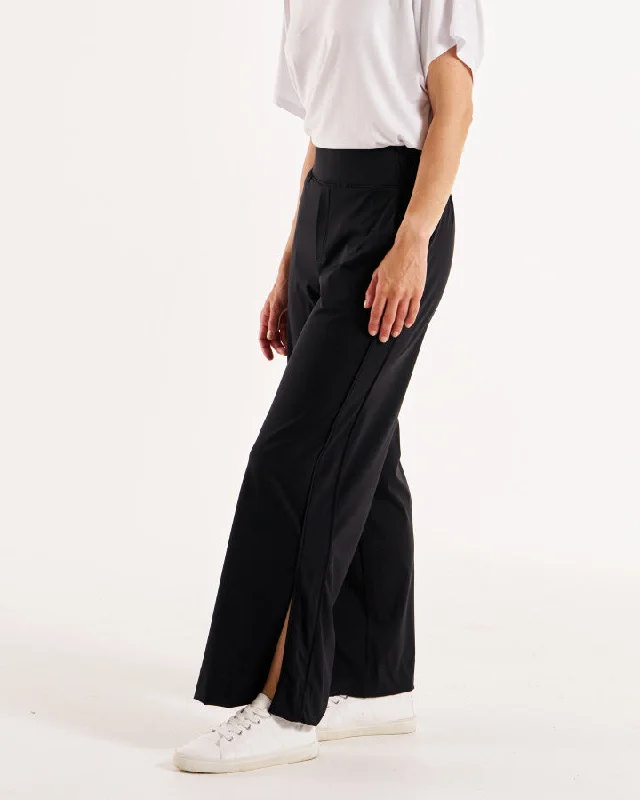 Betty Basics Elation Relax Leg Pant - Black