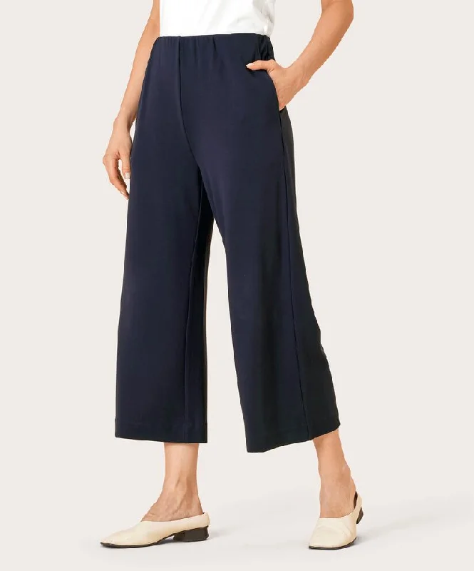 Piri Trousers in Navy