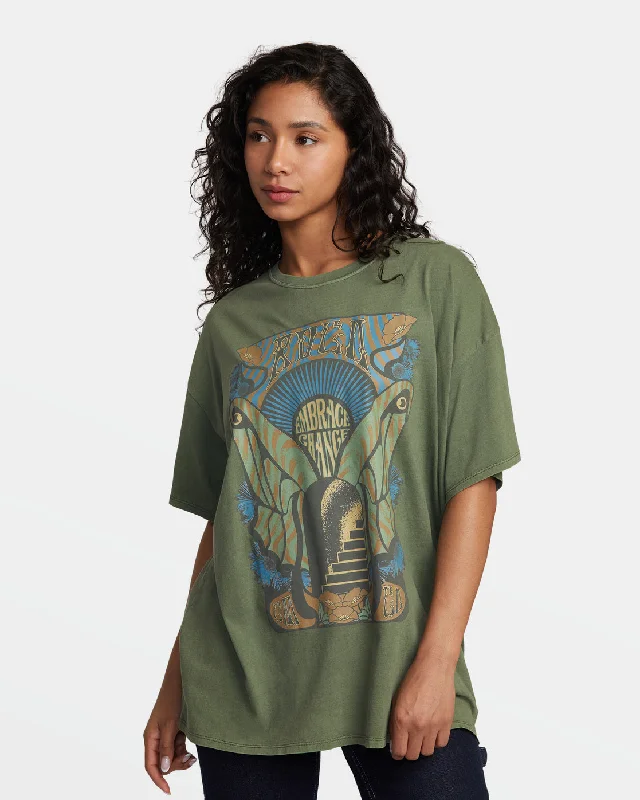 Embrace Change T-Shirt - Leaf