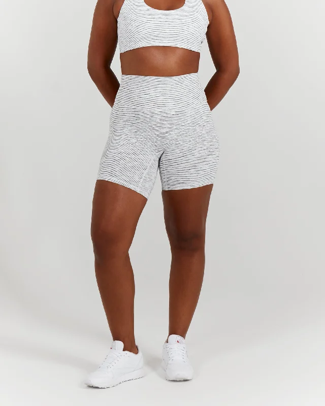 LUXE BIKER SHORTS V2 - ARCTIC GREY